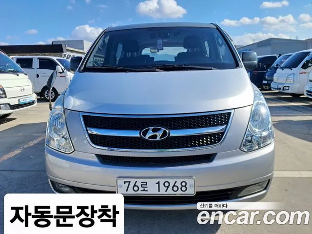 Hyundai Starex 2011 — фото 2