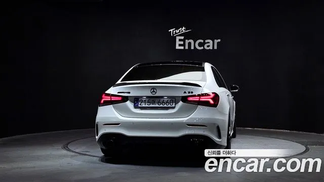 Mercedes-Benz A-Class 2023 — фото 4