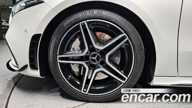 Mercedes-Benz A-Class 2023 — фото 5