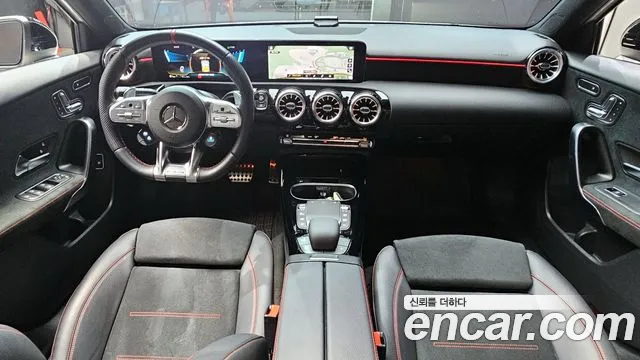 Mercedes-Benz A-Class 2023 — фото 7
