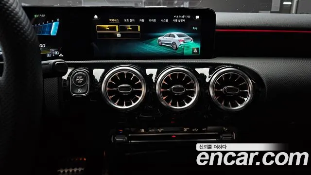Mercedes-Benz A-Class 2023 — фото 16