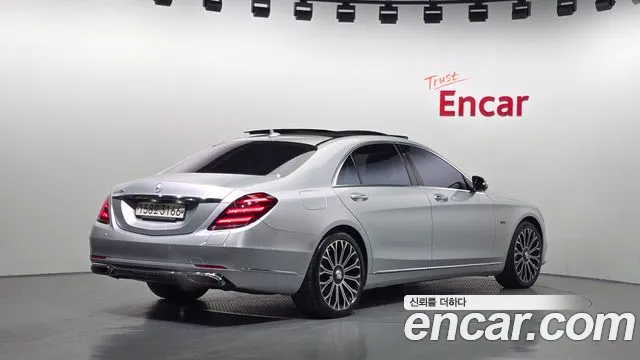 Mercedes-Benz S-Class 2020 — фото 2