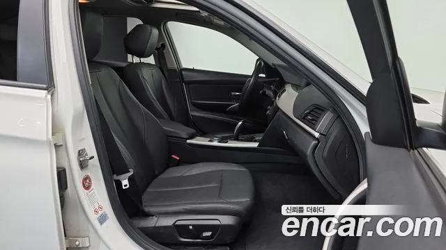 BMW 3-Series 2015 — фото 10