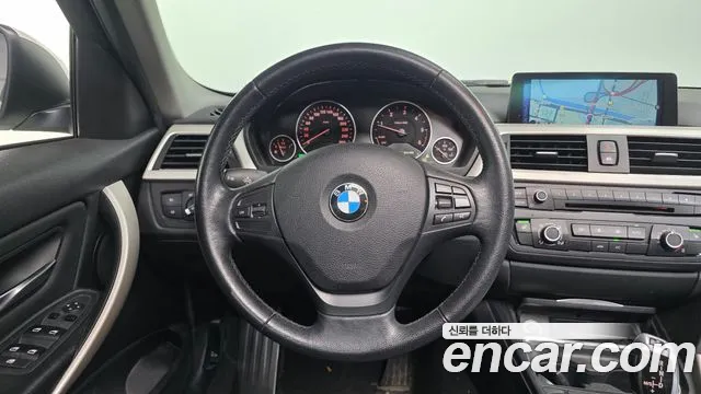 BMW 3-Series 2015 — фото 13