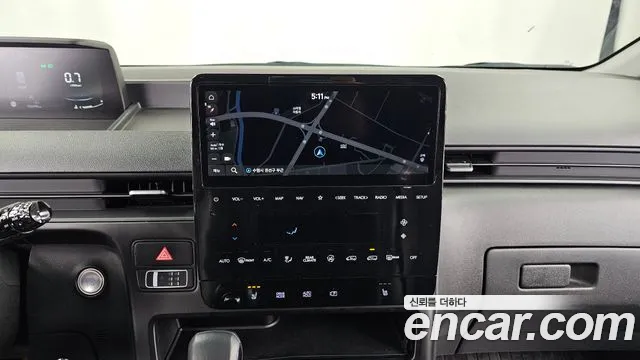 Hyundai Staria 2023 — фото 14