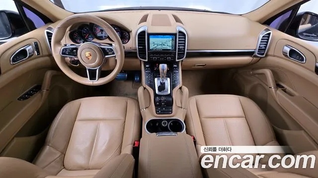 Porsche Cayenne 2015 — фото 7