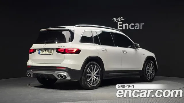 Mercedes-Benz GLB-Class 2021 — фото 2