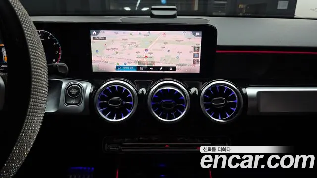 Mercedes-Benz GLB-Class 2021 — фото 14