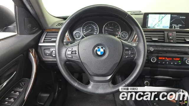 BMW 3-Series 2015 — фото 13