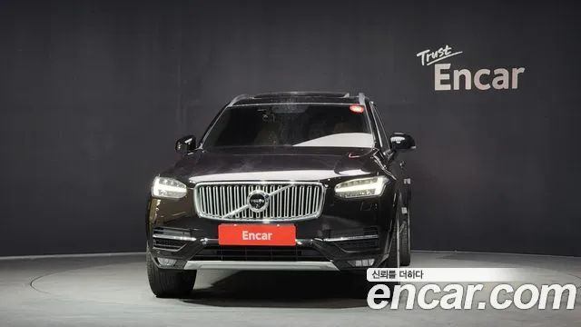 Volvo XC90 2018 — фото 3