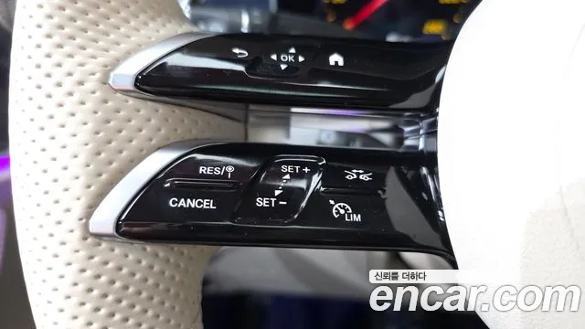Mercedes-Benz E-Class 2021 — фото 16
