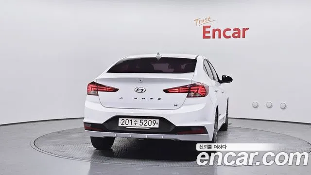 Hyundai AVANTE 2019 — фото 4