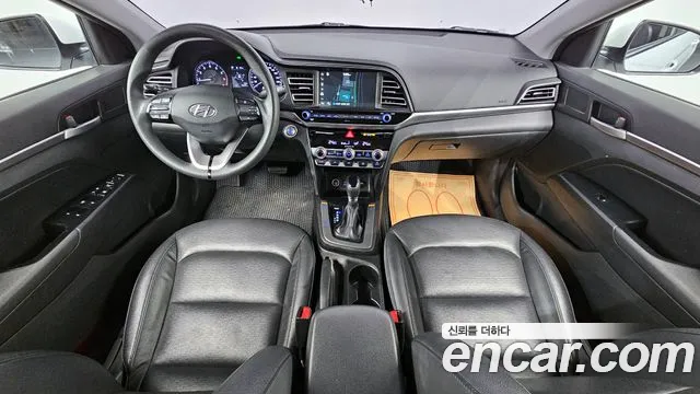 Hyundai AVANTE 2019 — фото 7