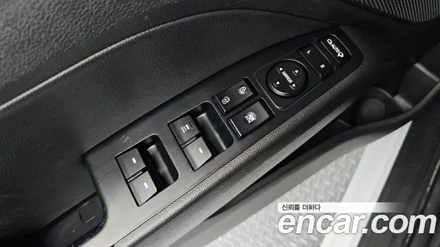 Hyundai AVANTE 2019 — фото 14