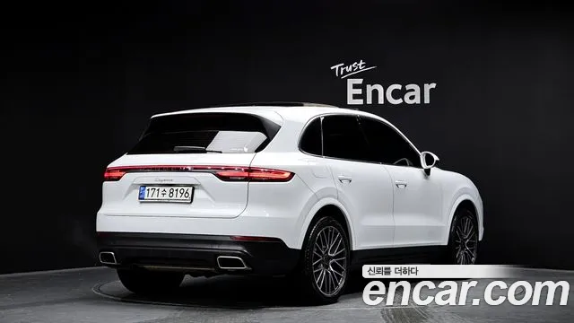 Porsche Cayenne 2021 — фото 2