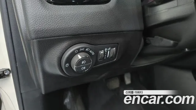 Jeep Compass 2020 — фото 18