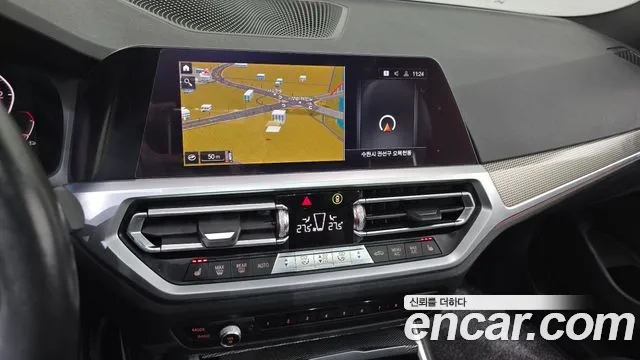 BMW 3-Series 2019 — фото 14