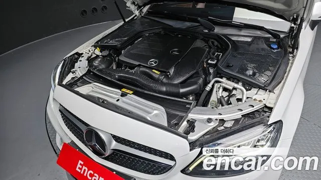 Mercedes-Benz C-Class 2019 — фото 6