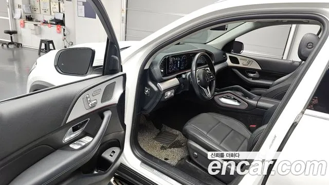 Mercedes-Benz GLE-Class 2021 — фото 10