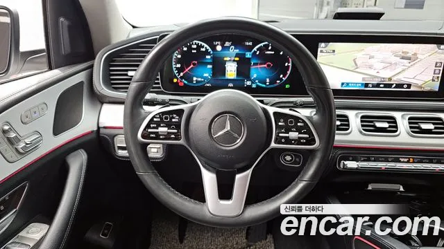 Mercedes-Benz GLE-Class 2021 — фото 13