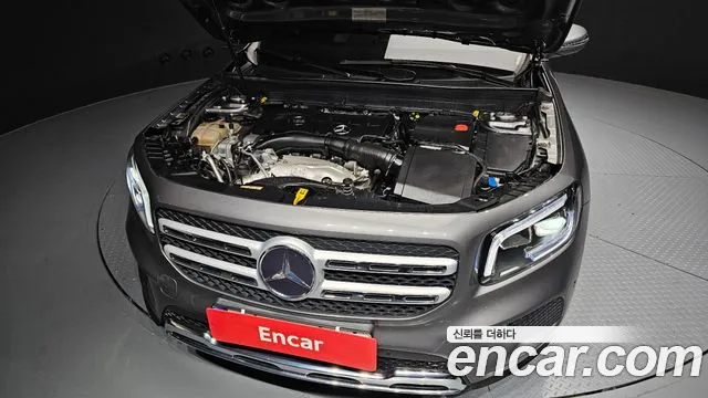 Mercedes-Benz GLB-Class 2021 — фото 6