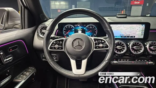 Mercedes-Benz GLB-Class 2021 — фото 13