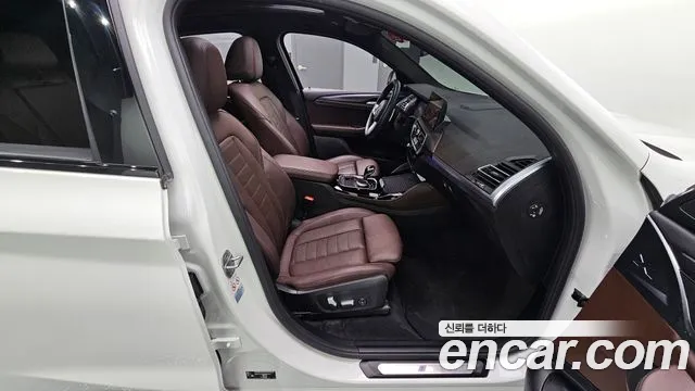 BMW X4 2022 — фото 11