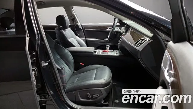 Genesis G80 2017 — фото 10