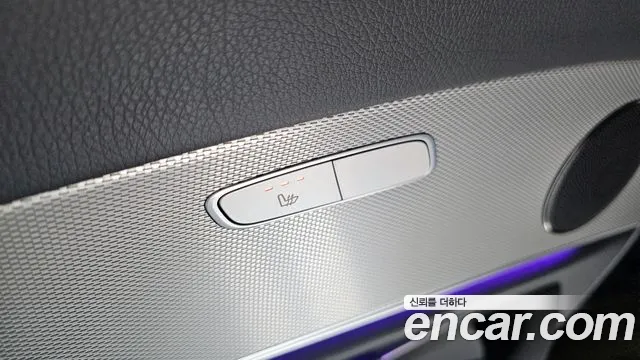 Mercedes-Benz E-Class 2019 — фото 18