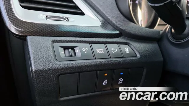 Hyundai Santafe 2018 — фото 18