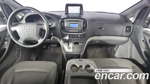 Hyundai Starex 2016 — фото 7