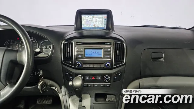 Hyundai Starex 2016 — фото 15