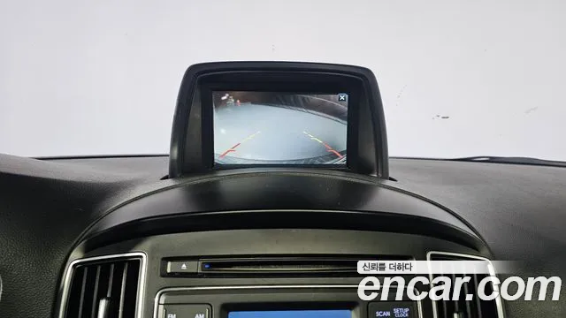 Hyundai Starex 2016 — фото 16