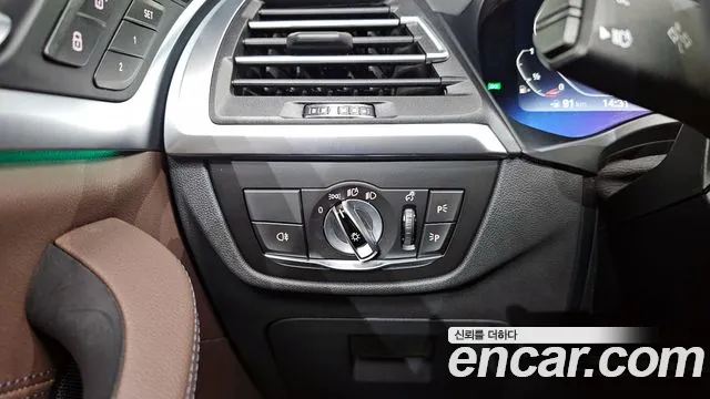 BMW X4 2022 — фото 17