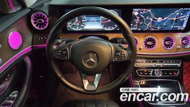Mercedes-Benz E-Class 2017 — фото 14
