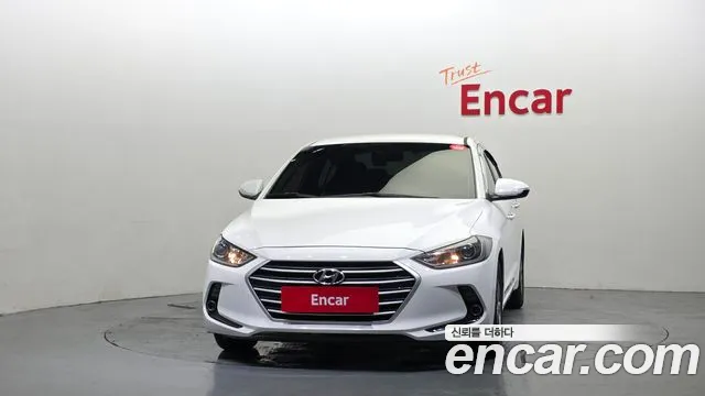 Hyundai AVANTE 2016 — фото 3