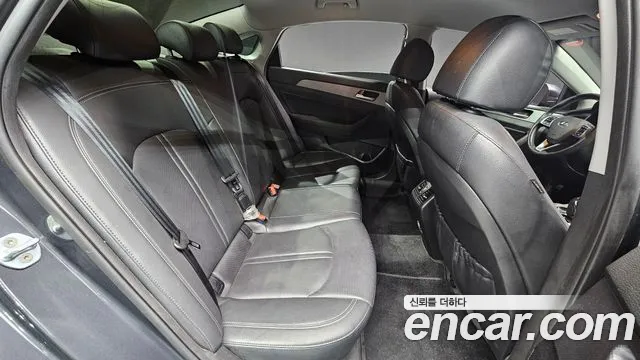 Hyundai Sonata 2019 — фото 19