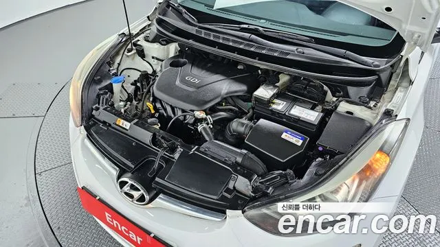 Hyundai AVANTE 2015 — фото 6