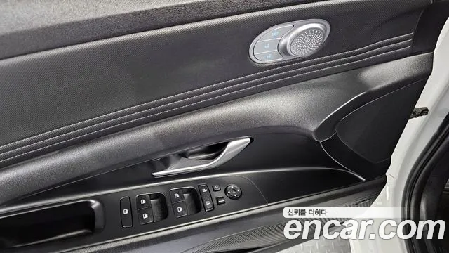 Hyundai AVANTE 2022 — фото 14