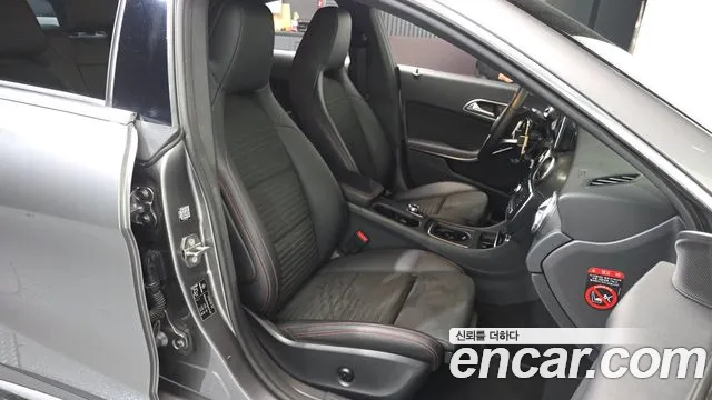Mercedes-Benz CLA-Class 2018 — фото 10