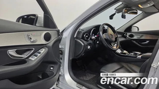 Mercedes-Benz C-Class 2015 — фото 13