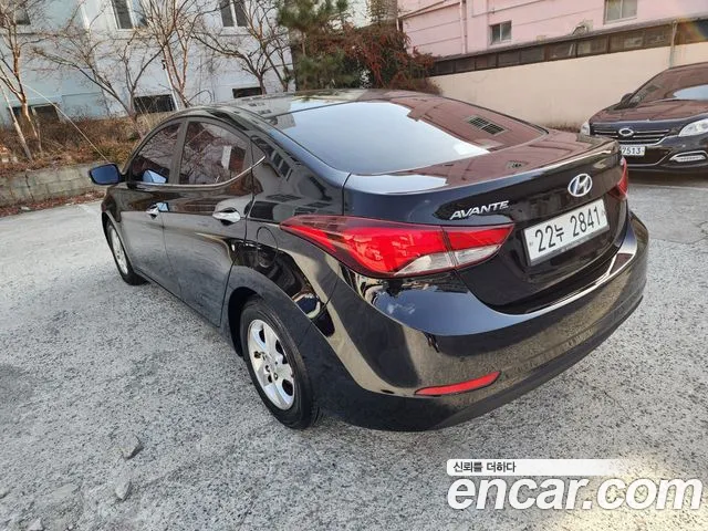 Hyundai AVANTE 2015 — фото 7