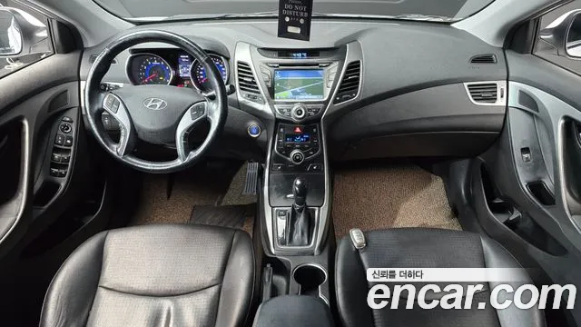 Hyundai AVANTE 2015 — фото 7