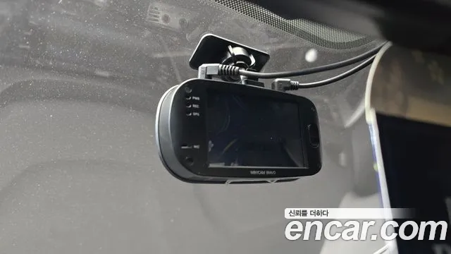 Hyundai AVANTE 2015 — фото 18