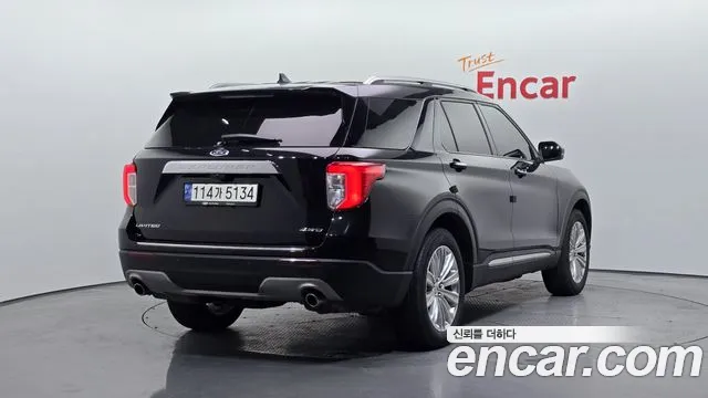 Ford Explorer 2021 — фото 2