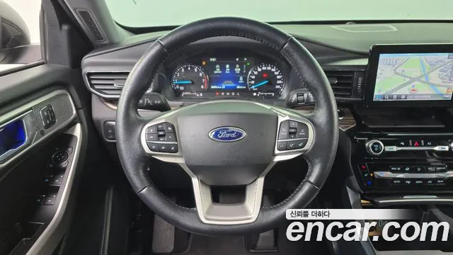 Ford Explorer 2021 — фото 13