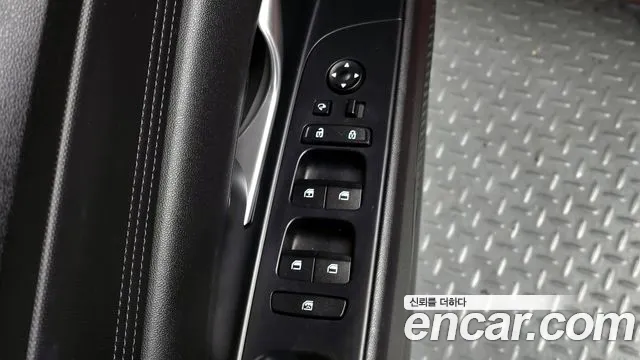 Hyundai AVANTE 2023 — фото 18