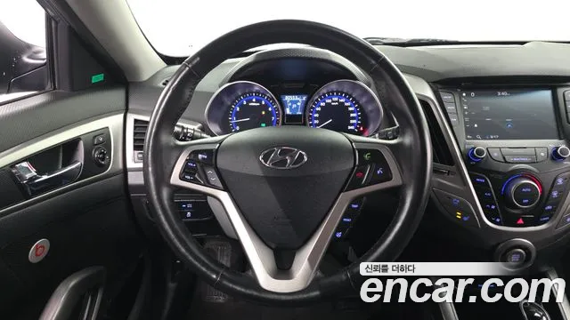 Hyundai Veloster 2017 — фото 13