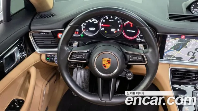 Porsche Panamera 2021 — фото 13