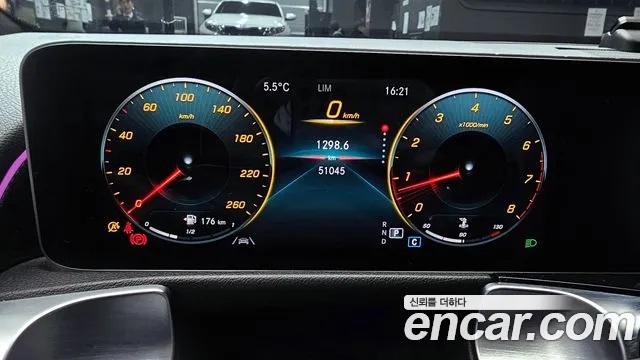 Mercedes-Benz GLB-Class 2020 — фото 8